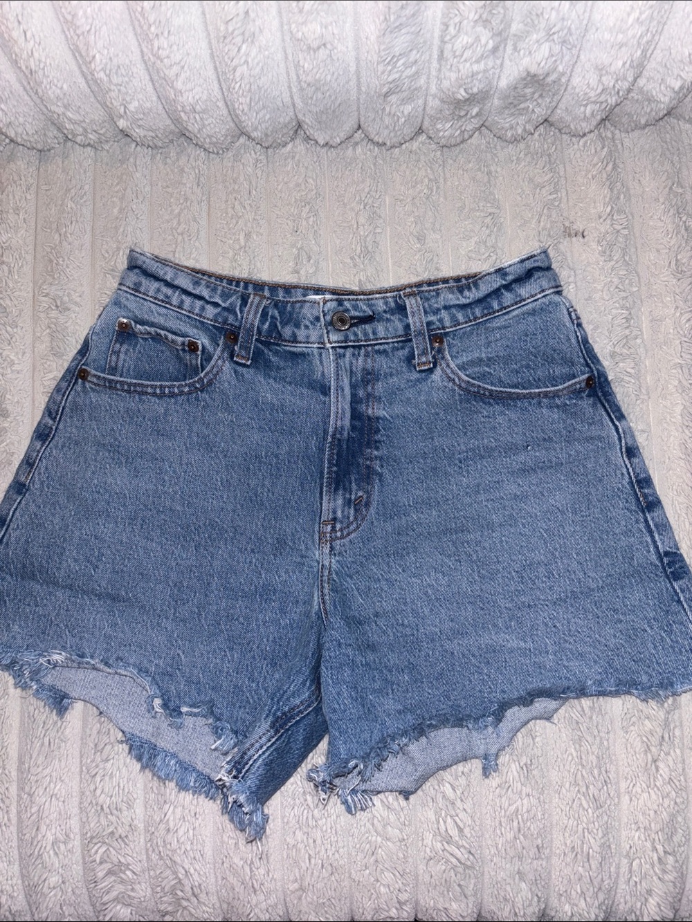 Abercrombie and fitch High-Waist Curvy dad short size 4